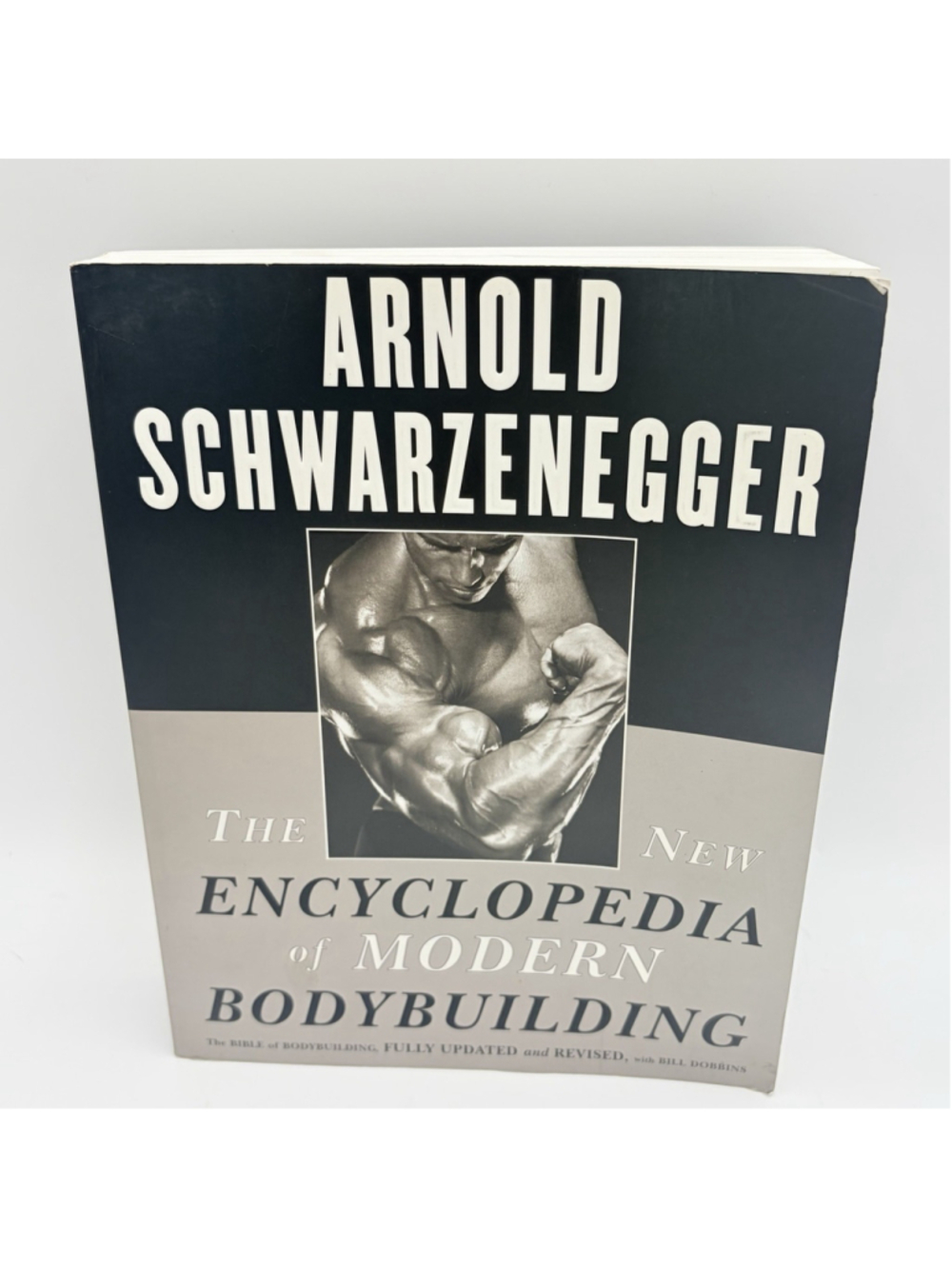 Arnold Schwarzenegger New Encyclopedia of Modern Bodybuilding 1999 Paperback